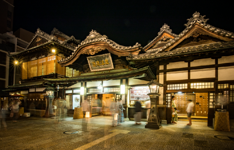 道後温泉本館